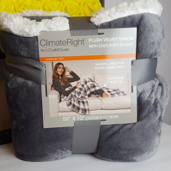 Home Garden Bedding New Cuddl Duds Climate Right Plush Throw With Foot Pocket